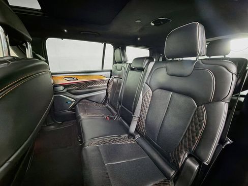 Used 2023 Jeep Grand Cherokee L Summit AWD/4WD image 26