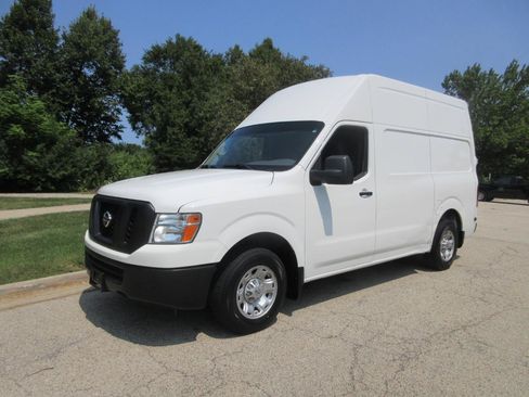 Used 2020 Nissan NV 2500 SV RWD image 3