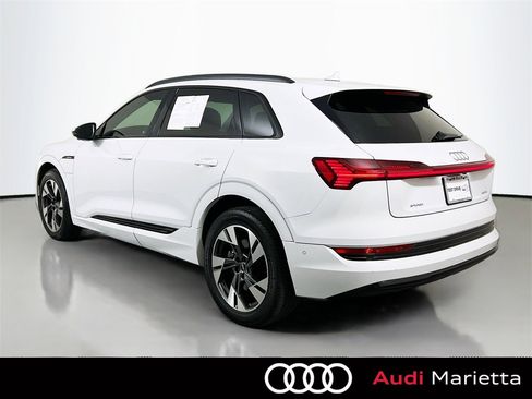 Used 2022 Audi e-tron Premium w/ Convenience Plus Package image 5