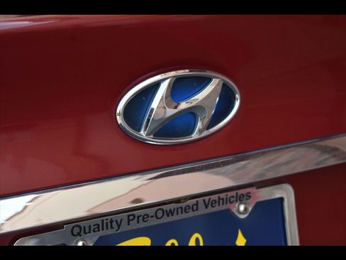 Used 2015 Hyundai Sonata Hybrid FWD image 46