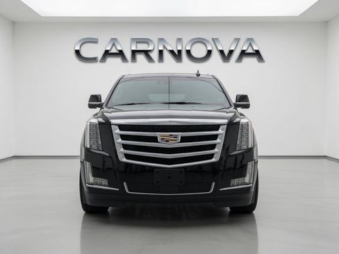 Used 2018 Cadillac Escalade ESV Luxury AWD/4WD image 8