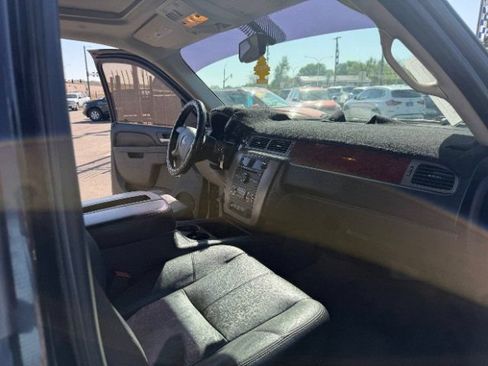Used 2012 GMC Yukon SLT w/ SLT Chrome Package AWD/4WD image 30