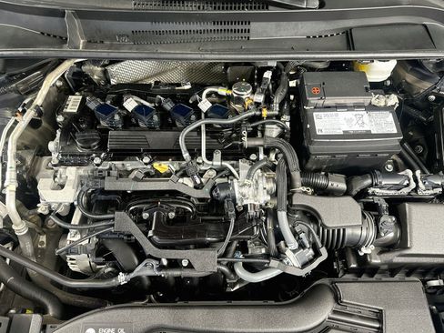 Used 2025 Toyota Corolla LE FWD image 30