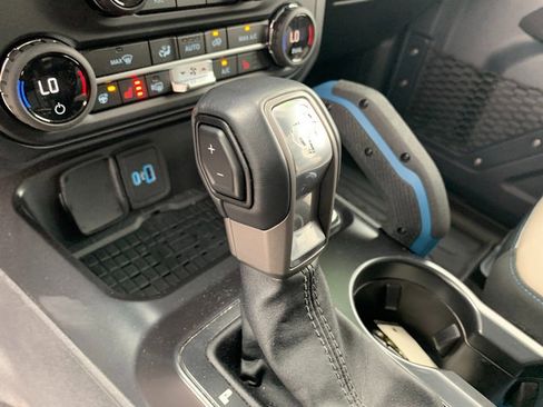 Used 2024 Ford Bronco Wildtrak AWD/4WD image 25