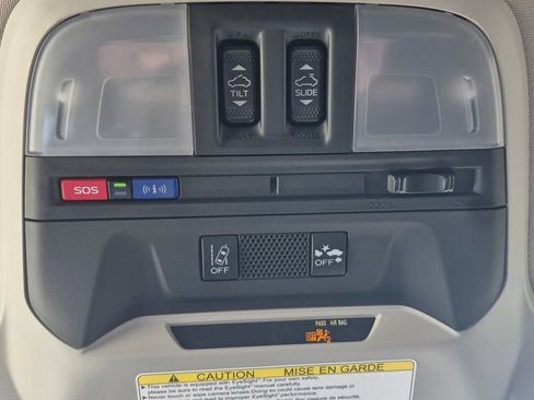 Used 2023 Subaru Crosstrek 2.5i Limited image 6