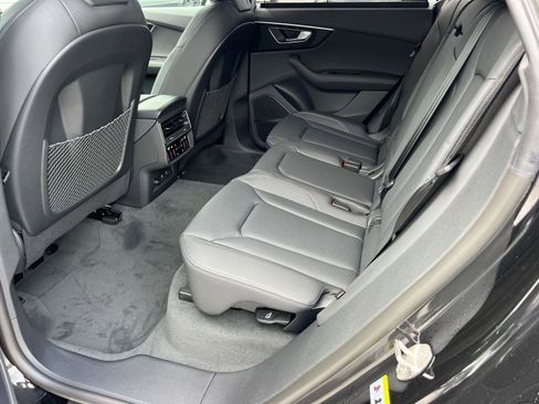 New 2025 Audi Q8 Premium Plus image 14