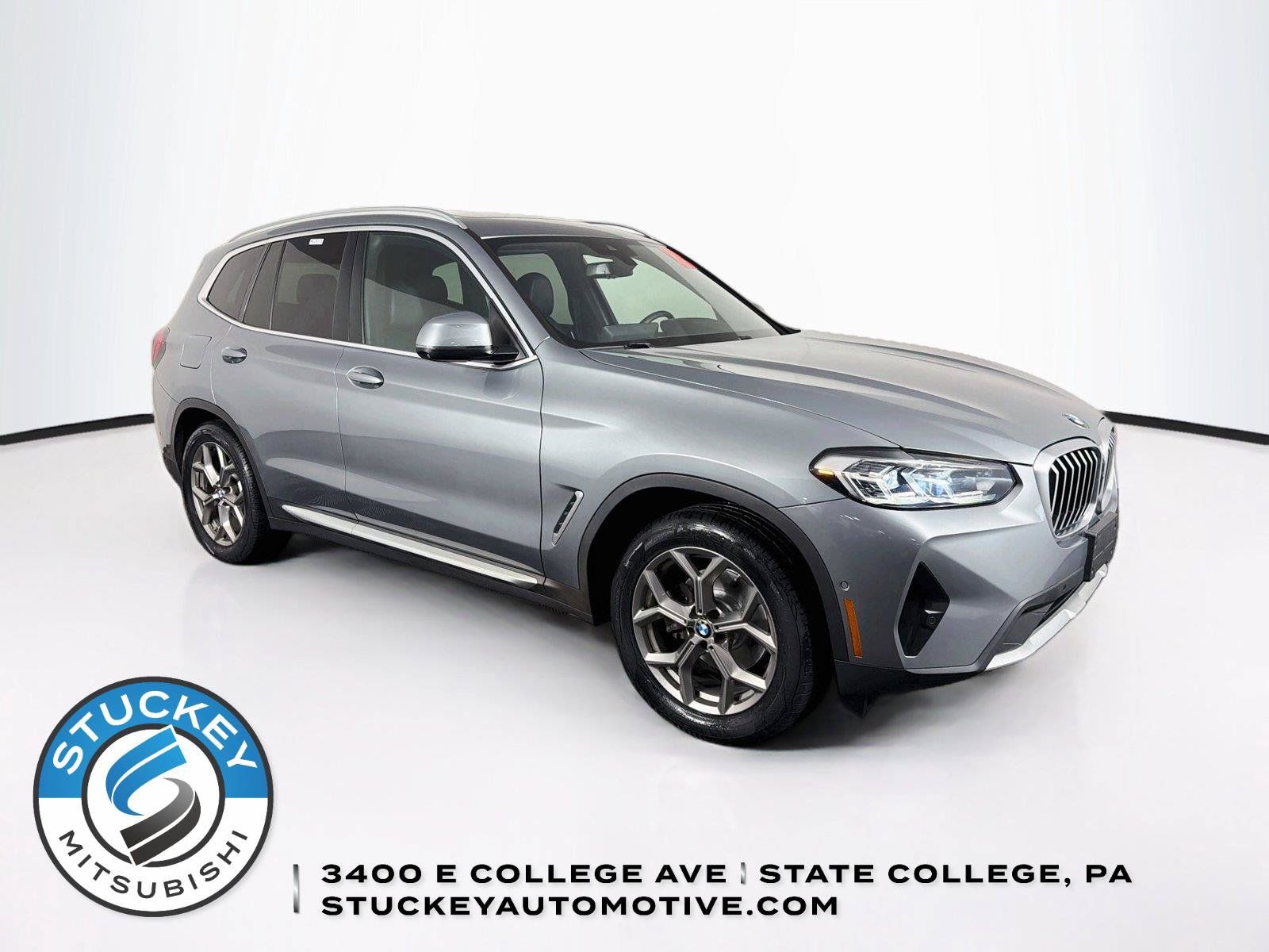 Used 2023 BMW X3 xDrive30i w/ Premium Package AWD/4WD image 1