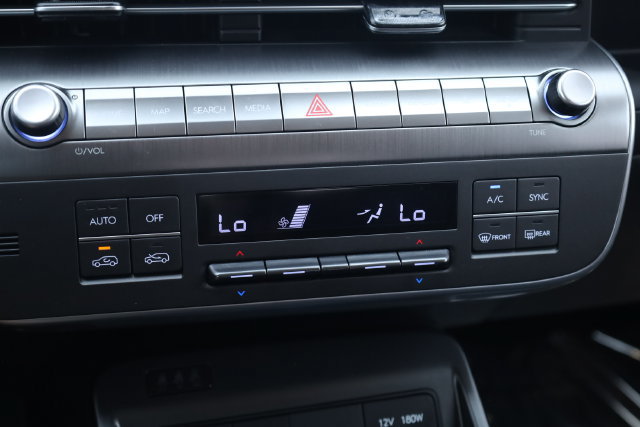 Used 2026 Hyundai Kona SEL Premium AWD/4WD image 19