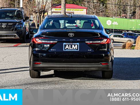 Used 2025 Toyota Camry LE image 12