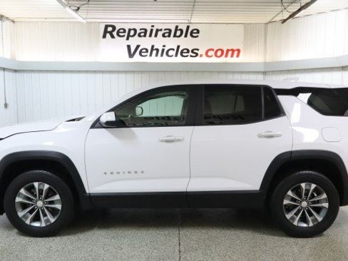 Used 2025 Chevrolet Equinox LT FWD image 1