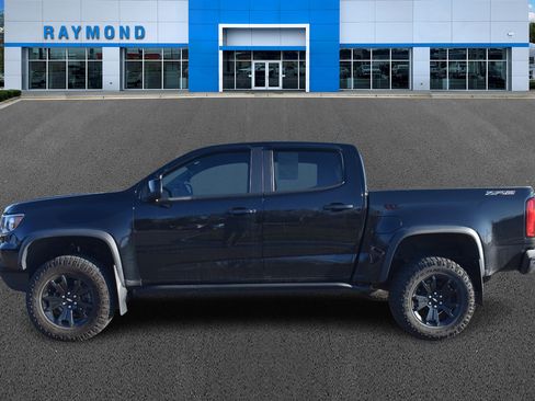 Used 2022 Chevrolet Colorado ZR2 w/ ZR2 Midnight Special Edition image 6