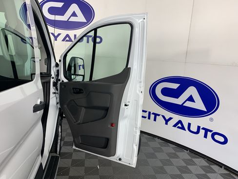 Used 2025 Ford Transit 250 Low Roof w/ Exterior Upgrade Package RWD image 31