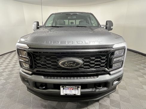 New 2026 Ford F250 XLT w/ XLT Premium Package AWD/4WD image 7