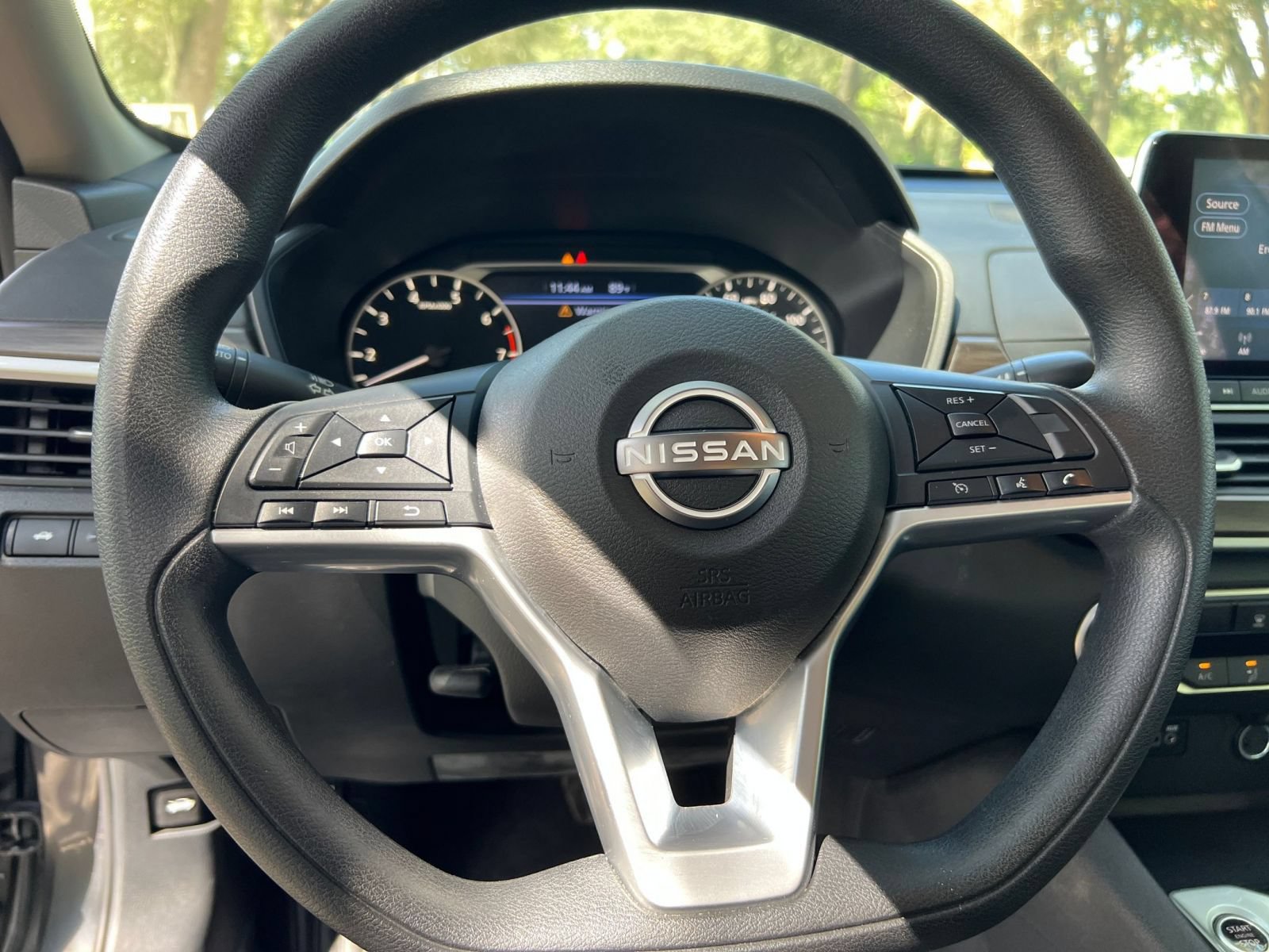 Used 2025 Nissan Altima 2.5 SV FWD image 27