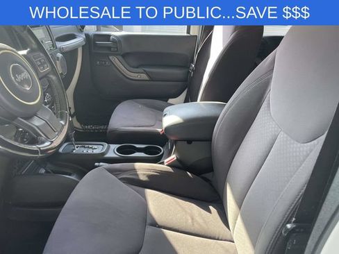 Used 2013 Jeep Wrangler Unlimited Sport AWD/4WD image 15