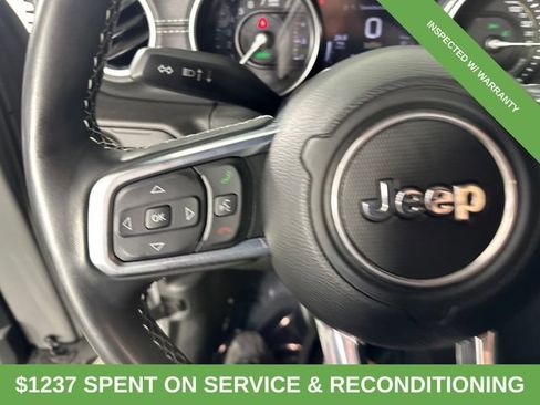 Used 2023 Jeep Wrangler Unlimited Sahara w/ Cold Weather Group AWD/4WD image 26