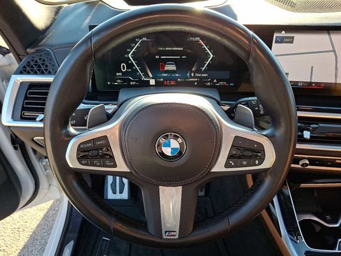 Certified 2023 BMW X7 xDrive40i w/ M Sport Package image 22