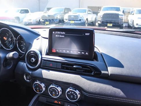 Used 2022 MAZDA MX-5 Miata Grand Touring w/ Appearance Package image 14