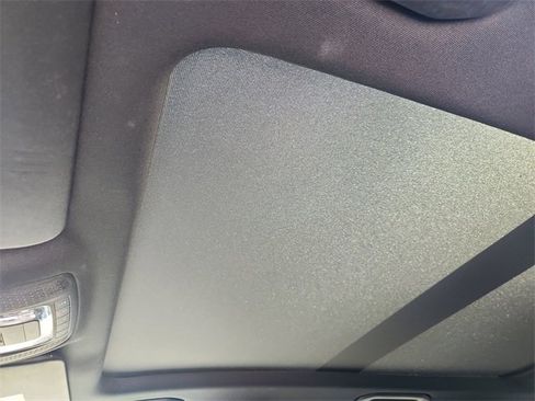 Used 2021 Mercedes-Benz GLE 350 4MATIC image 19