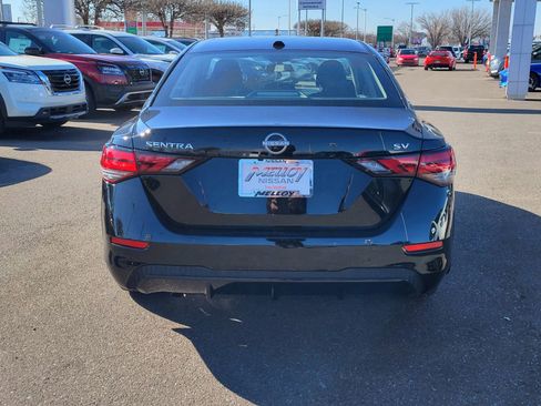 New 2025 Nissan Sentra SV image 5