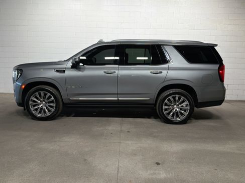 Used 2023 GMC Yukon Denali image 2
