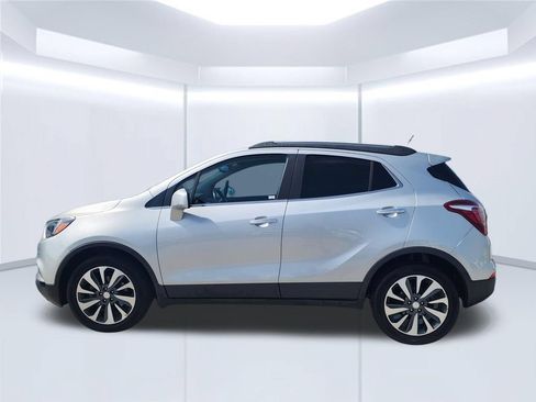 Used 2021 Buick Encore Preferred FWD image 8