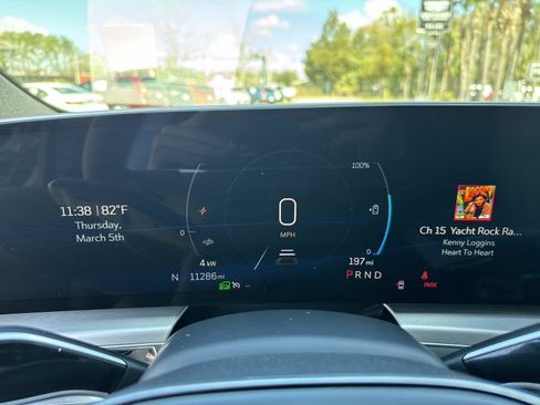 Used 2024 Cadillac Lyriq Luxury image 29