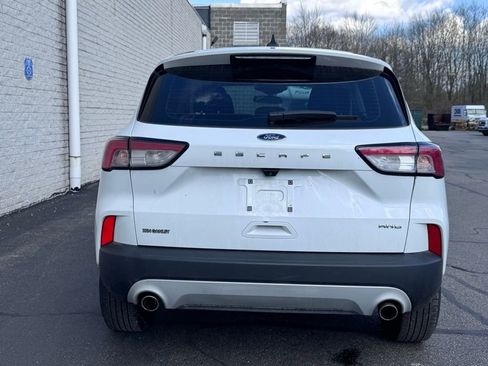Used 2022 Ford Escape S image 5