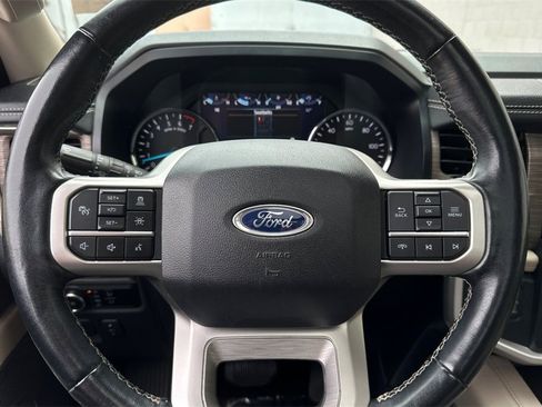 Used 2023 Ford Expedition Max Limited image 24