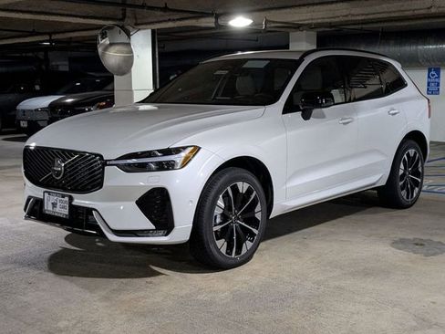 New 2026 Volvo XC60 B5 Plus w/ Protection Package Premier image 7