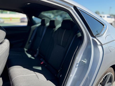 Used 2023 Honda Accord Sport image 31