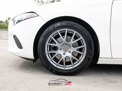 Used 2019 Mercedes-Benz A 220 w/ Premium Package image 9