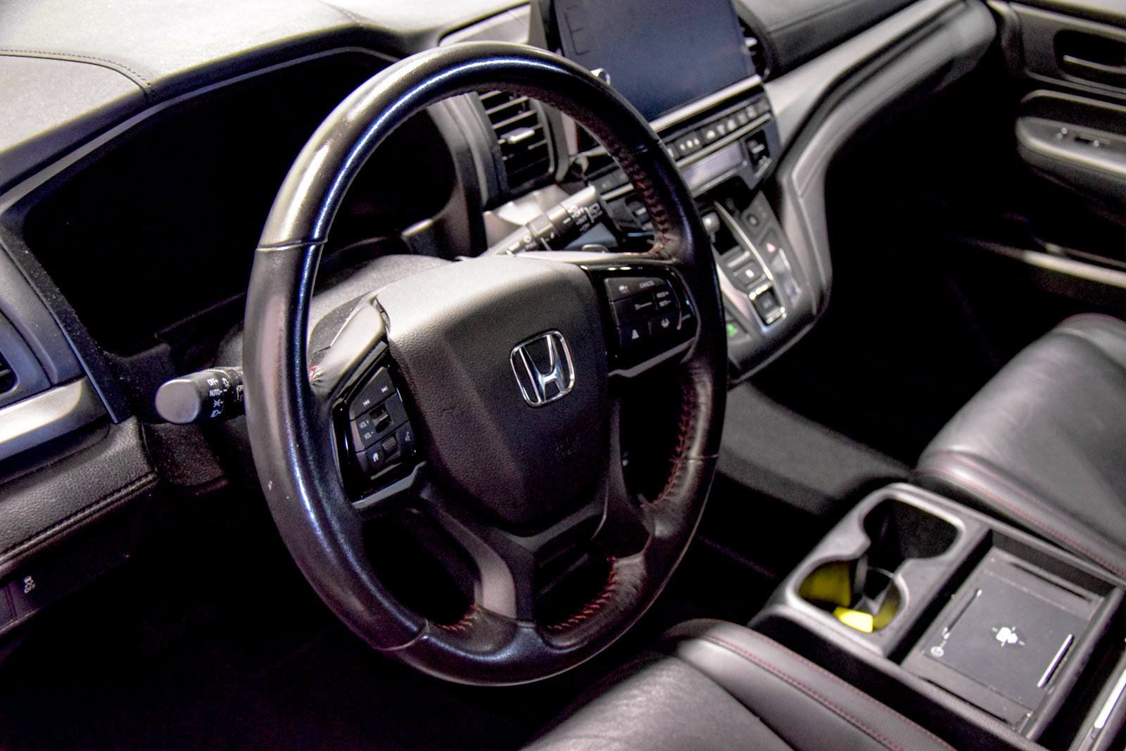 Used 2025 Honda Odyssey Sport-L image 11