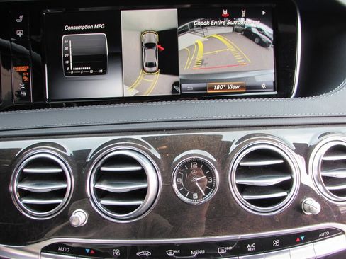 Used 2016 Mercedes-Benz S 550 Sedan image 13