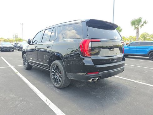 Used 2025 GMC Yukon Denali w/ Denali Reserve Package AWD/4WD image 12
