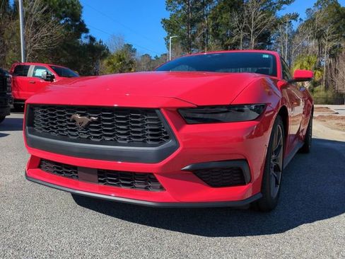 Used 2025 Ford Mustang Premium image 8