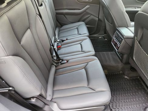 Used 2023 Audi Q7 3.0T Premium Plus w/ Premium Plus Package AWD/4WD image 30