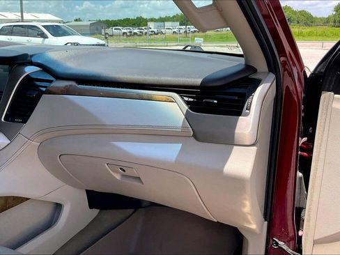 Used 2017 GMC Yukon Denali AWD/4WD image 23