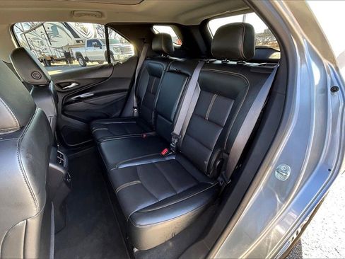 Used 2023 Chevrolet Equinox Premier image 28