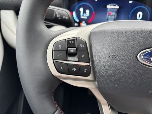 New 2026 Ford Explorer Active image 29