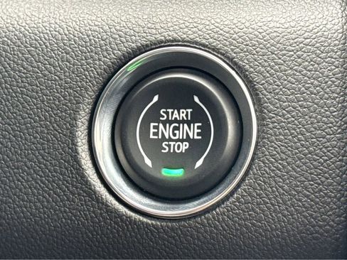 New 2026 GMC Acadia Denali w/ Super Cruise Package AWD/4WD image 19