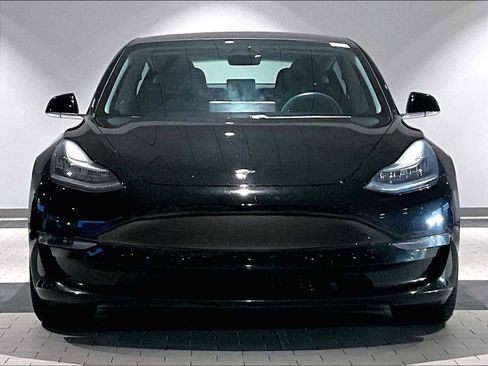Used 2019 Tesla Model 3 Mid Range image 13
