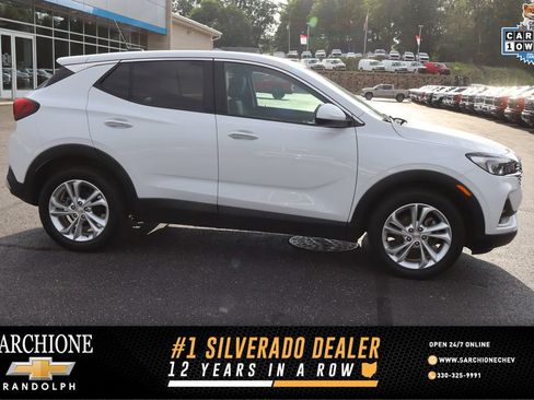 Used 2023 Buick Encore GX Preferred w/ Cold Weather Comfort Package FWD image 1
