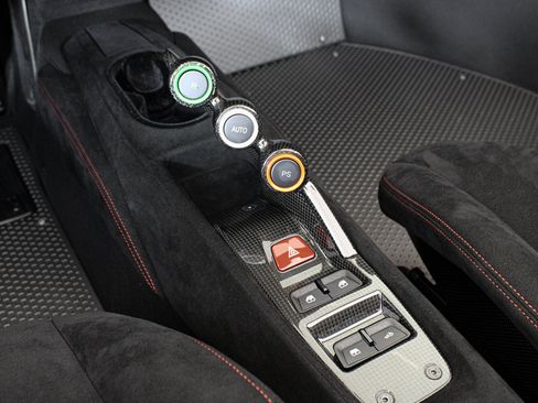 Certified 2019 Ferrari 488 Pista Spider RWD image 44