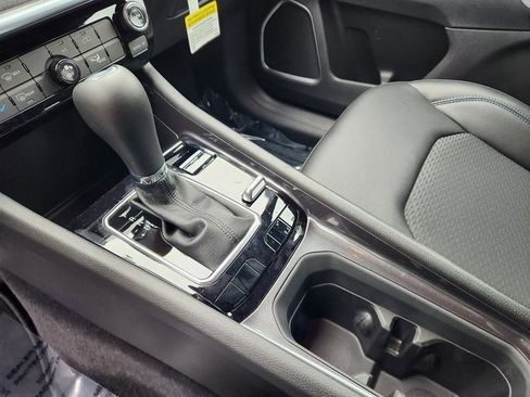 Used 2025 Jeep Compass Latitude image 15