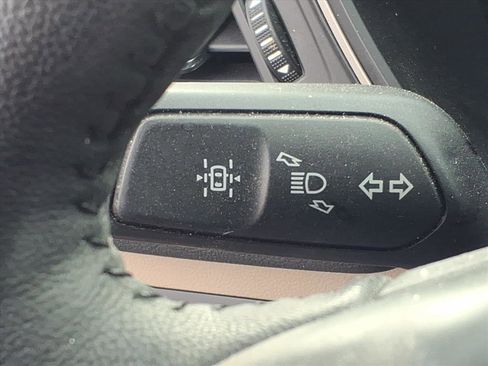 Used 2020 Ford Escape SEL image 18