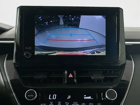 Used 2024 Toyota Corolla LE FWD image 14