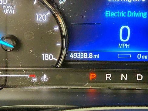 Used 2022 Ford Escape SE FWD image 15