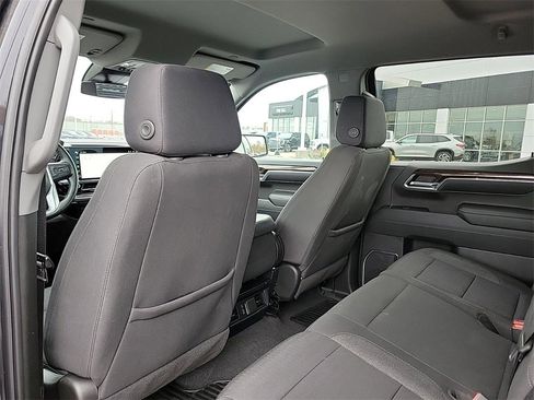 Used 2024 GMC Sierra 1500 Elevation image 12
