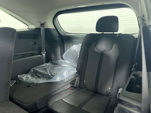New 2026 Kia Sorento LX FWD image 31